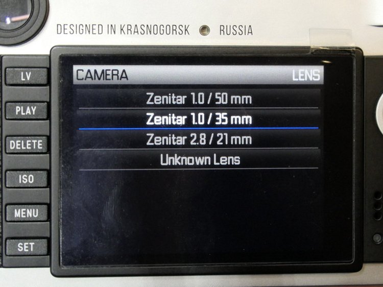 Zenit M 选单泄密：Zenitar 50mm f/1 镜头曝光