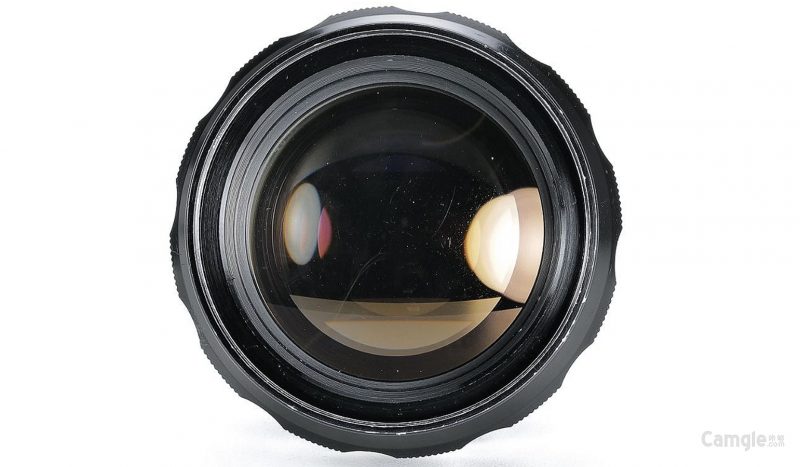 这款罕见的尼康NIKKOR 58mm F1.0镜头拍卖售价高达130万元！