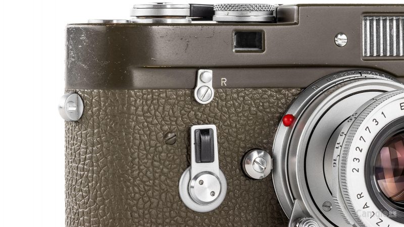 这部珍稀的徕卡M4 Bundeseigentum橄榄绿军用相机拍卖售价高达400万元！
