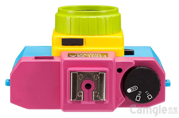 Holga数码:低保真玩具相机带来的惊喜