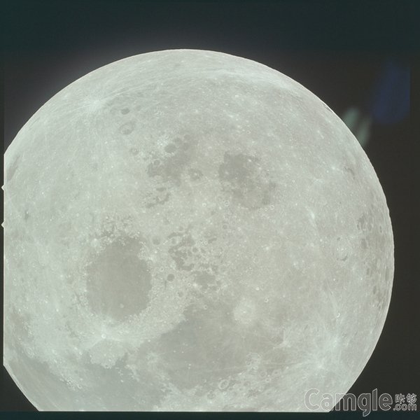 阿波罗宇航员记录下的月球