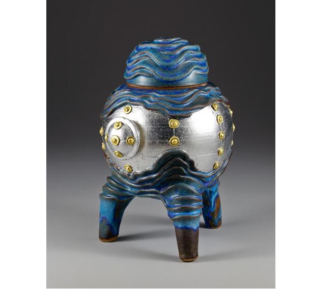 Steve Irvine：独特的陶瓷针孔相机系列