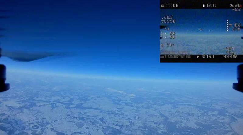 创纪录！航拍机距离地面33,000英尺高空航拍
