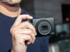 理光没有计划研发全幅GR相机以及在GR III新机上采用曲面传感器！