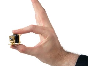 DIY，世界上最小的皮腔式胶片照相机