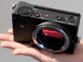 适马发布fp相机第一版1.01升级固件