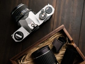 怀旧的相机广告：旅行伴侣—宾得胶片相机