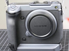 拆解“溺水”的富士GFX 100相机